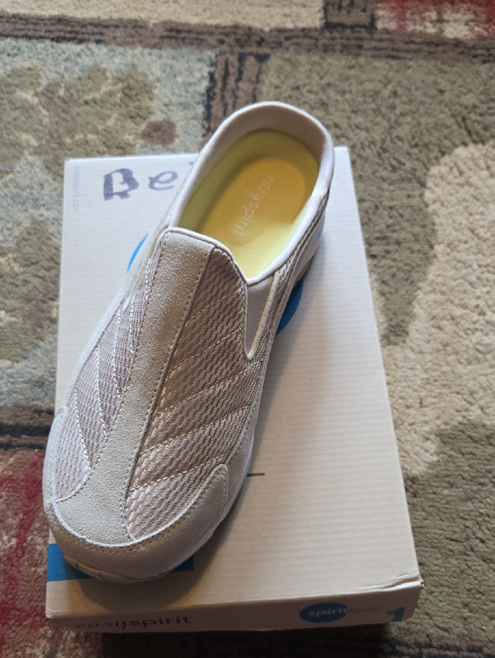 Womans Slip-On Casual Shoe in Light Beige